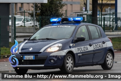 Renault Clio III serie restyle
Polizia Locale Verona
Allestito Focaccia
POLIZIA LOCALE YA 697 AJ
Parole chiave: Renault Clio_IIIserie_restyle POLIZIALOCALEYA697AJ