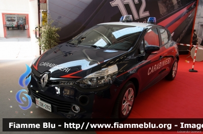 Renault Clio IV serie
Carabinieri
Allestimento Focaccia
Decorazione Grafica Artlantis
CC DK 282
Parole chiave: Renault Clio_IVserie CCDK282 Reas_2016