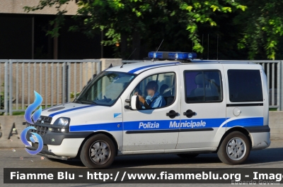 Fiat Doblò I serie
Polizia Municipale Unione Comuni Modenesi Area Nord
Veicolo del comune di Concordia sulla Secchia (MO)
Parole chiave: Fiat Doblò_Iserie