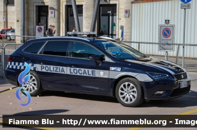 Seat Leon St III serie
Polizia Locale Padova
Allestita Bertazzoni
141
POLIZIA LOCALE YA 730 AL
Parole chiave: Seat Leon_St_IIIserie POLIZIALOCALEYA730AL