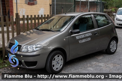 Fiat Punto III serie
Misericordia di Viareggio (LU)
Parole chiave: Fiat Punto_IIIserie MiThink17
