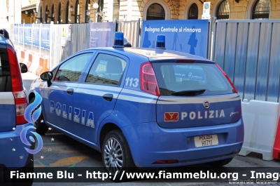 Fiat Grande Punto
Polizia di Stato
Polizia Ferroviaria
POLIZIA H1711
Parole chiave: Fiat Grande_Punto POLIZIAH1711