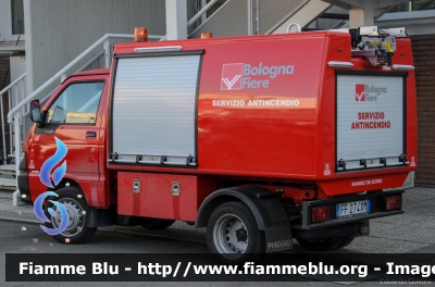 Piaggio Porter III serie
Servizio Antincendio - Bologna Fiere
Allestimento Baggio e De Sordi 
Parole chiave: Piaggio Porter_IIIserie
