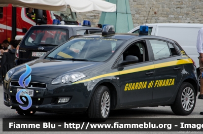 Fiat Nuova Bravo
Guardia di Finanza
GdiF 526 BF
Parole chiave: Fiat Nuova_Bravo GdiF526BF