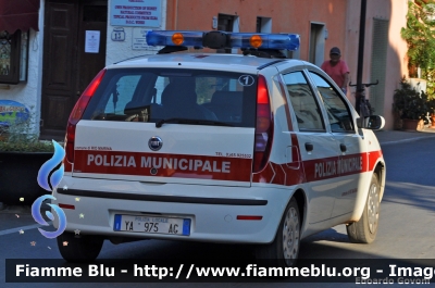 Fiat Punto Classic III serie
Polizia Municipale Rio Marina (LI)
Allestita Ciabilli
POLIZIA LOCALE YA 975 AG
Parole chiave: Fiat Punto_IIIserie POLIZIALOCALEYA975AG