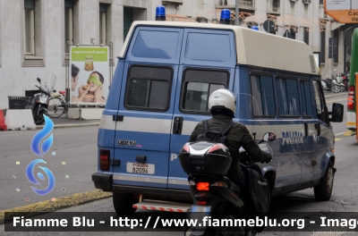 Fiat Ducato I serie II restyle
Polizia di Stato
POLIZIA B2094
Minibus riallestito per servizi interni 
Parole chiave: Fiat Ducato_Iserie_IIrestyle POLIZIAB2094