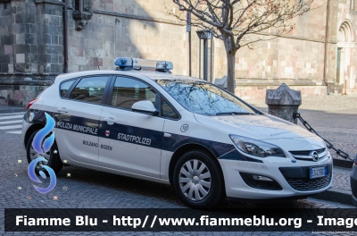 Opel Astra V serie
Polizia Municipale - Stadtpolizei
Bolzano - Bozen
Parole chiave: Opel Astra_Vserie