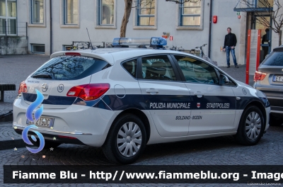 Opel Astra V serie
Polizia Municipale - Stadtpolizei
Bolzano - Bozen
Parole chiave: Opel Astra_Vserie