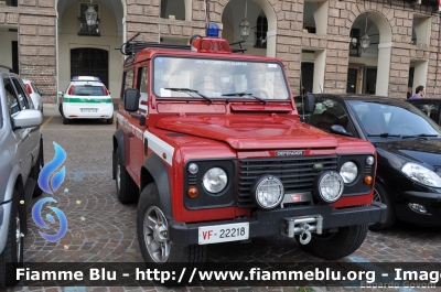 Land Rover Defender 90
Vigili del Fuoco
Comando Provinciale di Torino
Distaccamento Volontario di Almese (TO)
VF 22218
Parole chiave: Land-Rover Defender_90 VF22218 Raduno_ANVVF_2011