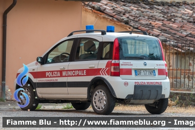 Fiat Nuova Panda 4x4 I serie
Polizia Municipale Sansepolcro (AR)
Parole chiave: Fiat Nuova_Panda_4x4_Iserie