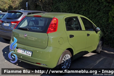 Fiat Grande Punto
Esercito Italiano
EI CM 644
Parole chiave: Fiat Grande_Punto EICM644 Festa_Folgore_2011