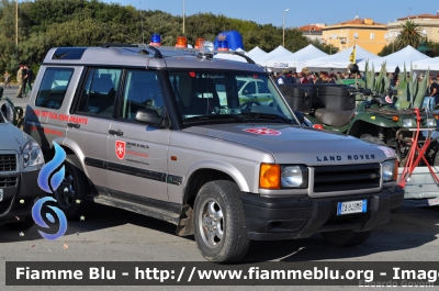 Land Rover Discovery II serie
Sovrano Militare Ordine di Malta
Corpo Italiano di Soccorso (CISOM)
Raggruppamento Toscana
Parole chiave: Land-Rover Discovery_IIserie Festa_Folgore_2011
