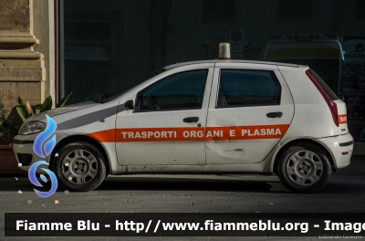 Fiat Punto III serie
Azienda USL 10 Firenze
Trasporto Organi e Plasma
Parole chiave: Fiat Punto_IIIserie