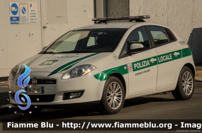 Fiat Nuova Bravo
Polizia Locale Milano
Allestimento Focaccia
181
Parole chiave: Fiat Nuova_Bravo