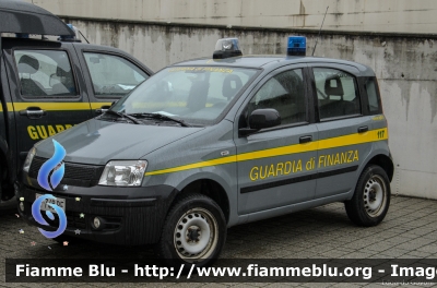 Fiat Nuova Panda 4x4 I serie
Guardia di Finanza
Soccorso alpino
GdiF 748 BE
Parole chiave: Fiat Nuova_Panda_4x4_Iserie GdiF748BE Civil_Protect_2016