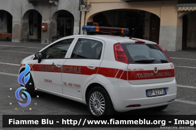 Fiat Grande Punto
34 - Polizia Municipale Cascina (PI)
Allestito Ciabilli
Parole chiave: Fiat Grande_Punto