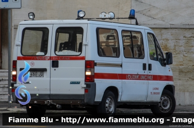 Fiat Ducato II serie
19 - Polizia Municipale Livorno
Parole chiave: Fiat Ducato_IIserie