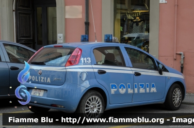 Fiat Grande Punto
Polizia di Stato
Polizia di Frontiera
POLIZIA H7578
Parole chiave: Fiat Grande_Punto POLIZIAH7578