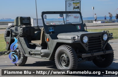 Jeep M151 MUTT
Esercito Italiano
Brigata paracadutisti "Folgore"
Parole chiave: Jeep M151_MUTT Festa_Folgore_2014