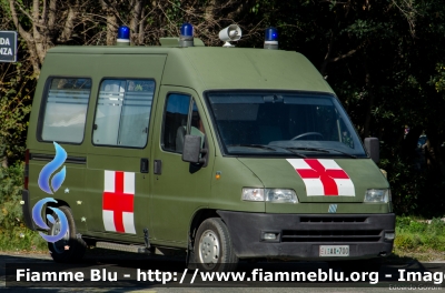 Fiat Ducato II serie
Esercito Italiano
Sanità Militare
EI AX 700
Parole chiave: Fiat Ducato_IIserie Ambulanza EIAX700 Festa_Folgore_2014
