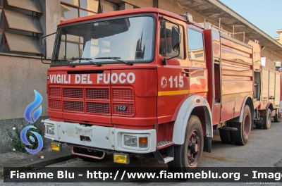 Fiat Iveco 160NC
Vigili del Fuoco
Comando Provinciale di Milano
AutoBottePompa
VF 13772
*Dismessa*
Parole chiave: Fiat Iveco 160NC VF13772