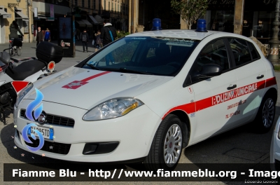 Fiat Nuova Bravo
Polizia Municipale Castelfranco di Sotto (PI)
Allestita Giorgetti Car
Parole chiave: Fiat Nuova_Bravo