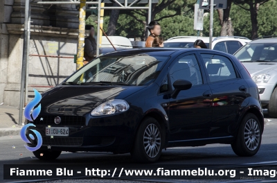 Fiat Grande Punto 
Esercito Italiano
EI CU 624
Parole chiave: Fiat Grande_Punto EICU624