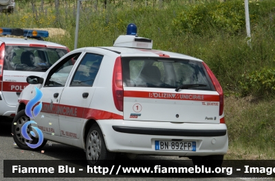 Fiat Punto II serie
Polizia Municipale Unione Comunale del Chianti Fiorentino
Automezzo proveniente dalla Polizia Municipale di Tavernelle Val di Pesa (FI)
Parole chiave: Fiat Punto_IIserie