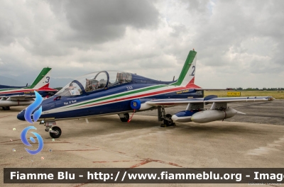 Aermacchi MB339PAN
Aeronautica Militare Italiana
313° Gruppo Addestramento Acrobatico
Stagione esibizioni 2017
Pony 2
Parole chiave: Aermacchi MB339PAN Pisa_AirShow_2017