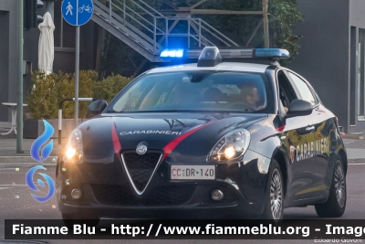 Alfa-Romeo Nuova Giulietta restyle
Carabinieri
Nucleo Operativo Radiomobile
Allestita NCT Nuova Carrozzeria Torinese
CC DR 140
Parole chiave: Alfa-Romeo Nuova_Giulietta_restyle CCDR140