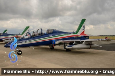 Aermacchi MB339PAN
Aeronautica Militare Italiana
313° Gruppo Addestramento Acrobatico
Stagione esibizioni 2017
Pony 0
Parole chiave: Aermacchi MB339PAN Pisa_AirShow_2017