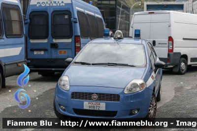 Fiat Grande Punto
Polizia di Stato
VI Reparto Mobile Genova
POLIZIA H1872
Parole chiave: Fiat Grande_Punto POLIZIAH1872