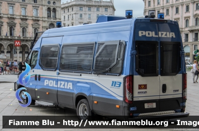 Iveco Daily VI serie 
Polizia di Stato
Reparto Mobile
POLIZIA M1230
Parole chiave: Iveco Daily_VIserie POLIZIAM1230