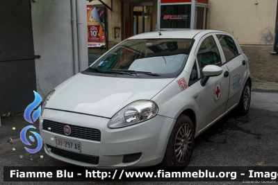 Fiat Grande Punto
Croce Rossa Italiana 
Comitato Locale di Genova Ponente (Voltri)
CRI 297 AB
Parole chiave: Fiat Grande_Punto CRI297AB
