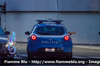 Fiat Nuova Bravo
Polizia di Stato
Squadra Volante
POLIZIA H7967
Parole chiave: Fiat Nuova_Bravo POLIZIAH7967