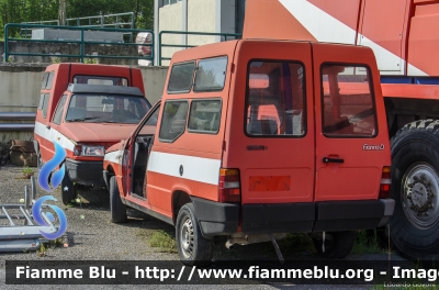 Fiat Fiorino II serie
Vigili del Fuoco
Scola Formazione Operativa
Montelibretti
Parole chiave: Fiat Fiorino_IIserie
