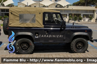 Land-Rover Defender 90
Carabinieri
I Reggimento Paracadutisti "Tuscania"
CC AE 456
Parole chiave: Land-Rover Defender_90 CCAE456 Pisa_AirShow_2017