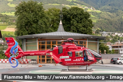 Airbus Helicopters EC 135 T3
Aiut Alpin Dolomites onlus
Laion/Lajen (BZ)
Eliambulanza convenzionata 118 Alto Adige
I-AIUT
Parole chiave: Airbus Helicopters EC135T3