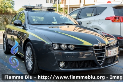 Alfa-Romeo 159
Guardia di Finanza
GdiF 124 BH
Parole chiave: Alfa-Romeo 159 GdiF124BH Festa_della_Repubblica_2019
