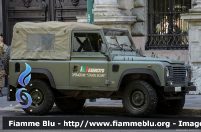 Land-Rover Defender 90
Esercito Italiano
Operazione Strade Sicure
EI AY 789
Parole chiave: Land-Rover Defender_90 EIAY789