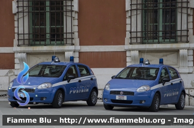 Fiat Grande Punto
Polizia di Stato
POLIZIA H1869
POLIZIA H0213
Parole chiave: Fiat Grande_Punto POLIZIAH1869 POLIZIAH0213