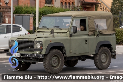 Land-Rover Defender AR90
Esercito Italiano
EI AE 648
Parole chiave: Land-Rover Defender_AR90 EIAE648