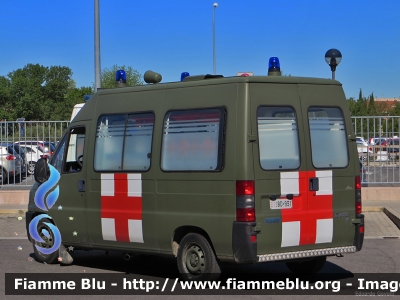 Fiat Ducato II serie
Esercito Italiano
Sanità Militare
EI BD 931
Parole chiave: Fiat Ducato_IIserie Ambulanza EIBD931