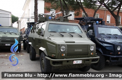 Iveco VM90P 
Carabinieri
I Reggimento Paracadutisti "Tuscania" 
CC BD 449
Parole chiave: Iveco VM90P CCBD449