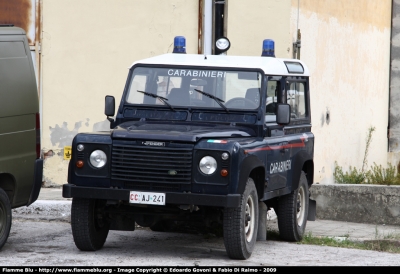 Land Rover Defender 90
Carabinieri
I Reggimento Paracadutisti "Tuscania"
CC AJ 241
Parole chiave: Land-Rover Defender_90 CCAJ241