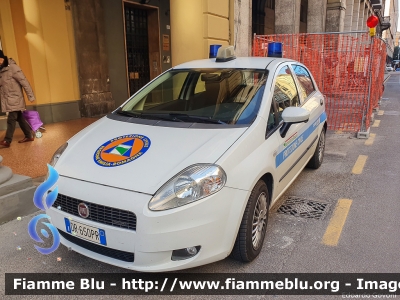Fiat Grande Punto
Protezione Civile
Regione Emilia Romagna
Parole chiave: Fiat Grande_Punto