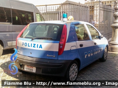 Fiat Punto II serie
Polizia di Stato
POLIZIA E8989
Parole chiave: Fiat Punto_IIserie POLIZIAE5874 POLIZIAE8989
