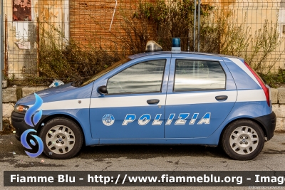 Fiat Punto II serie
Polizia di Stato
Polizia Ferroviaria
POLIZIA E6071
Parole chiave: Fiat Punto_IIserie POLIZIAE6071