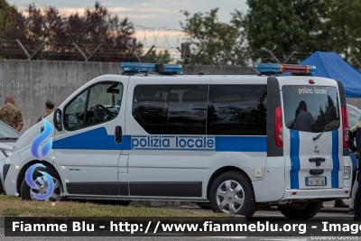Renault Trafic III serie
Polizia Locale Medio Friuli (UD)
Allestimento Focaccia
POLIZIA LOCALE YA 253 AD
Parole chiave: Renault Trafic_IIIserie POLIZIALOCALEYA253AD