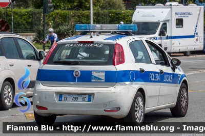 Fiat Punto VI serie
Polizia Locale Genova
Codice Automezzo: A72
POLIZIA LOCALE YA 499 AF
Parole chiave: Fiat Punto_VIserie POLIZIALOCALEYA499AF
